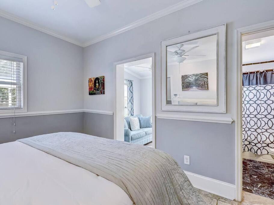 Historic Savannah Gold Private Condo With Pool - 2Bed, 1&Half Bath, Sleeps 6, 1St Floor, 15 Min Walk To Historic Savannah Center And All Attractions 外观 照片