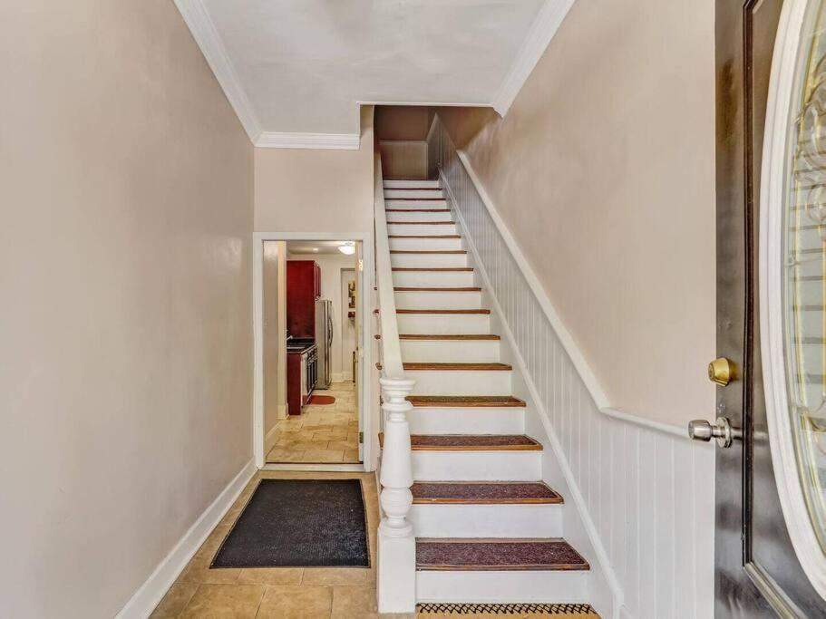 Historic Savannah Gold Private Condo With Pool - 2Bed, 1&Half Bath, Sleeps 6, 1St Floor, 15 Min Walk To Historic Savannah Center And All Attractions 外观 照片