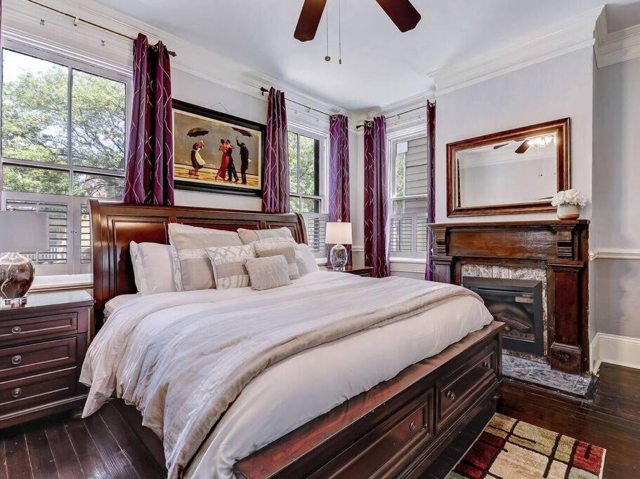 Historic Savannah Gold Private Condo With Pool - 2Bed, 1&Half Bath, Sleeps 6, 1St Floor, 15 Min Walk To Historic Savannah Center And All Attractions 外观 照片